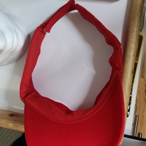 💖💖💖NFL Tampa Bay Bucs Red visor Raymond James - Picture 8 of 10